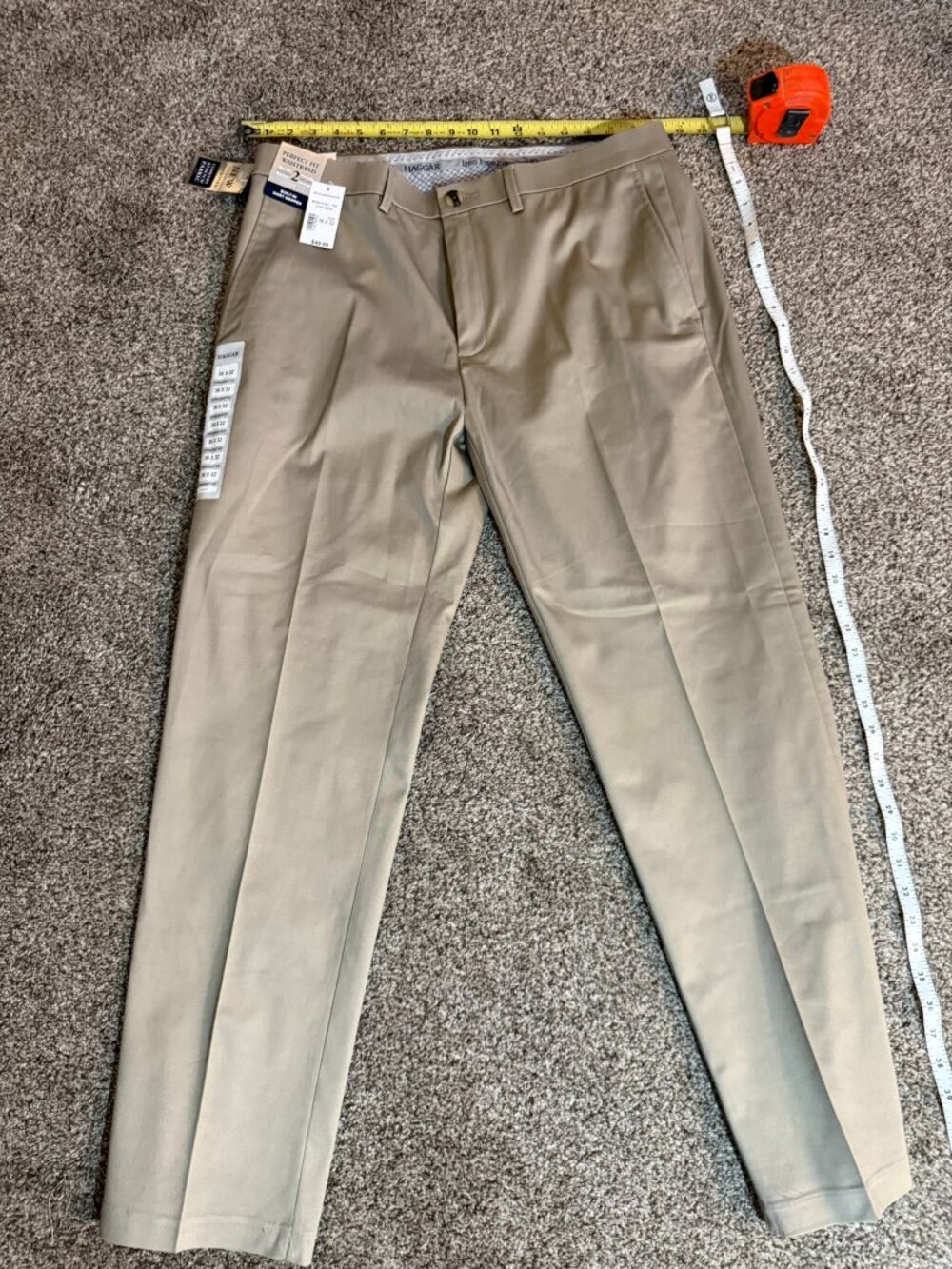 Haggar Men's Iron Free Premium Khaki Pants 36x32 NWT Tan Straight Fit Slacks